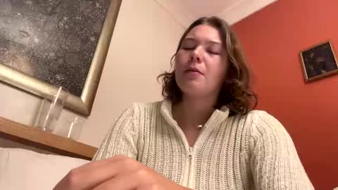 Snapshot of amaraelise chatting on January 14, 11:05 pm Amara Elise online show from January 14, 11:05 pm