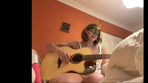 Snapshot of amaraelise chatting on January 27, 8:17 pm Amara Elise online show from January 27, 8:17 pm