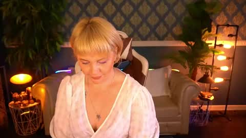 Sofia online show from June 12, 7:13 pm