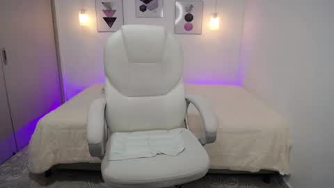 Snapshot of amarantha_ross chatting on January 30, 5:06 pm Amarantha online show from January 30, 5:06 pm