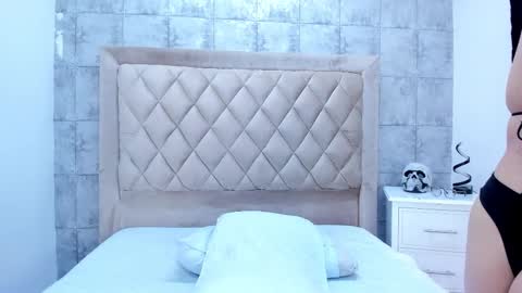 Amara Wolf online show from November 16, 9:09 pm