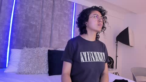 Emily online show from January 23, 2:28 pm