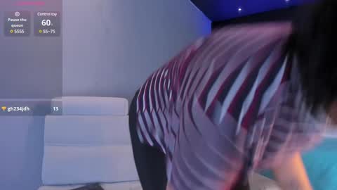 Emily online show from February 3, 2:13 pm