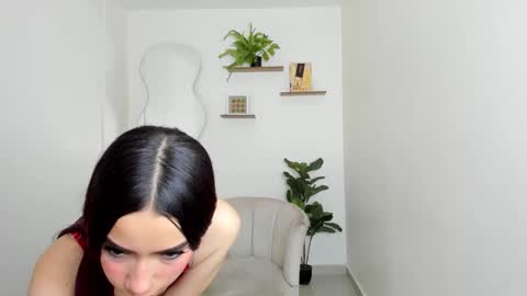 Snapshot of amary_turner chatting on October 19, 12:28 pm Nicole online show from October 19, 12:28 pm