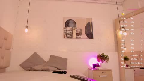  A M A T I S T A   online show from December 17, 11:05 pm