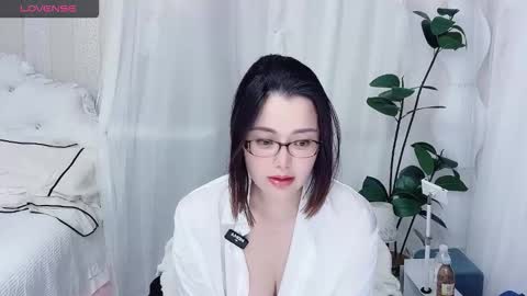 yooo online show from September 10, 3:45 pm