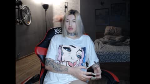 Snapshot of amayamalina chatting on October 30, 1:34 pm Malina online show from October 30, 1:34 pm