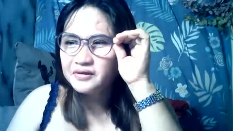 amazing angel online show from June 16, 1:41 am