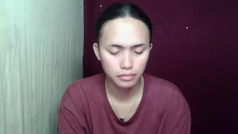 YELLA online show from November 17, 11:10 pm