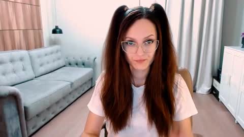 Snapshot of amazingeyes89 chatting on January 7, 2:19 pm Izza online show from January 7, 2:19 pm