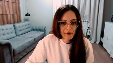 Snapshot of amazingeyes89 chatting on January 16, 12:42 pm Izza online show from January 16, 12:42 pm