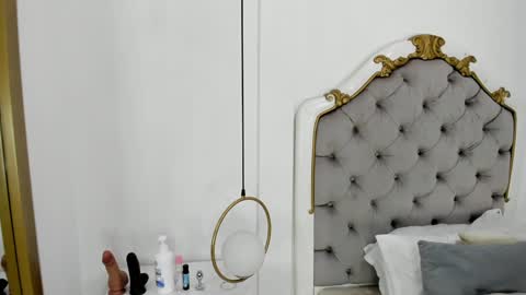 Sara online show from January 5, 11:26 am