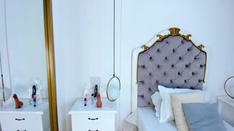 Sara online show from January 15, 2:13 pm