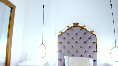 Sara online show from February 7, 2:37 pm