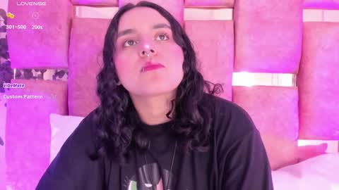   online show from November 14, 6:50 pm