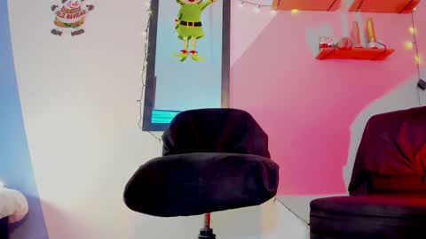 Snapshot of ambar_fitness88 chatting on December 17, 1:06 pm Ambar fitness88 online show from December 17, 1:06 pm