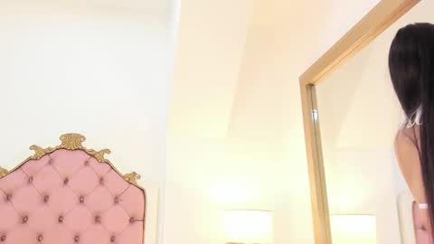 Ambar  online show from March 10, 1:05 pm