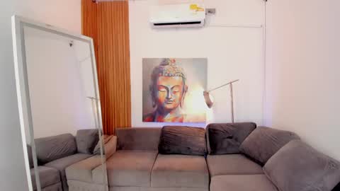 Snapshot of ambar_muse chatting on June 2, 6:10 pm Ambar online show from June 2, 6:10 pm