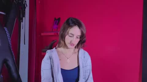 ambar_roux1 online show from November 14, 1:54 pm