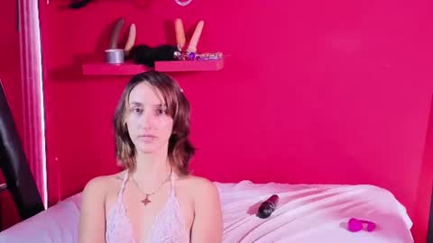 ambar_roux1 online show from November 24, 3:12 pm