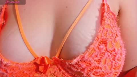 Snapshot of ambar_sex10 chatting on February 25, 12:55 pm Ambar online show from February 25, 12:55 pm