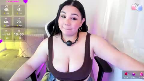 Snapshot of ambar_wells chatting on July 26, 4:14 pm ana online show from July 26, 4:14 pm