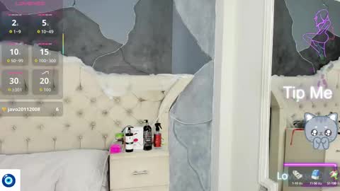 Snapshot of ambarfox1 chatting on October 16, 5:19 am Ambar online show from October 16, 5:19 am