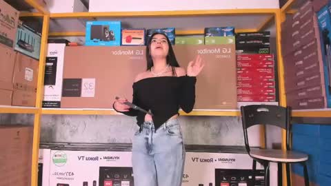 Snapshot of ambarina_ chatting on May 15, 11:39 am Ambarina online show from May 15, 11:39 am