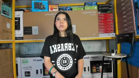 Snapshot of ambarina_ chatting on May 19, 11:49 am Ambarina online show from May 19, 11:49 am