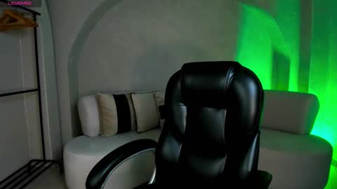 Ambar  online show from November 4, 12:04 pm