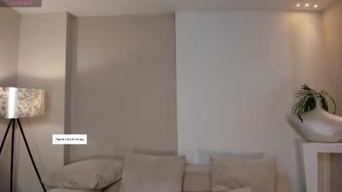 Ambar  online show from July 3, 10:54 am
