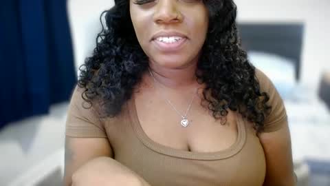 Snapshot of ambarose88 chatting on September 27, 3:33 am Amoya online show from September 27, 3:33 am