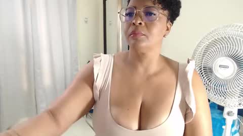  Amber Sofhia  online show from February 6, 8:56 pm