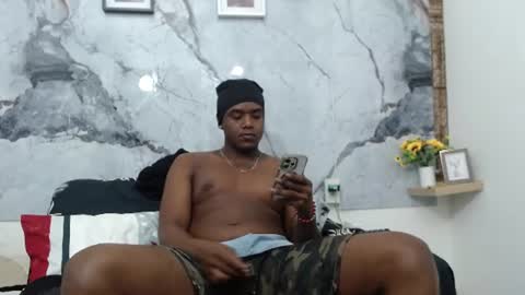 Snapshot of ambeer__rosee chatting on June 19, 3:27 pm mbr online show from June 19, 3:27 pm