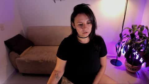 Amber Davis online show from May 8, 1:00 am
