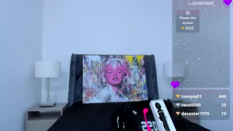 Amber  online show from December 17, 5:47 pm