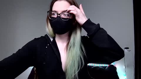 Snapshot of amber_candyfloss chatting on December 12, 11:47 pm Amber non-nude model online show from December 12, 11:47 pm