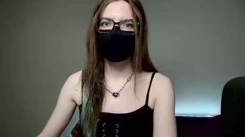 Snapshot of amber_candyfloss chatting on November 2, 11:40 pm Amber non-nude model online show from November 2, 11:40 pm