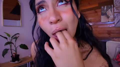 amber_curly online show from June 19, 9:51 pm