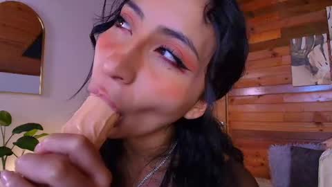 amber_curly online show from August 4, 10:01 pm