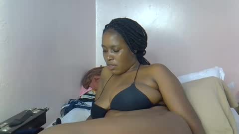 Snapshot of amber_cutie2 chatting on June 22, 3:25 am amber_cutie2 online show from June 22, 3:25 am
