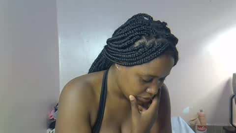 Snapshot of amber_cutie2 chatting on June 27, 12:15 am amber_cutie2 online show from June 27, 12:15 am