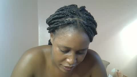Snapshot of amber_cutie2 chatting on June 30, 10:38 am amber_cutie2 online show from June 30, 10:38 am