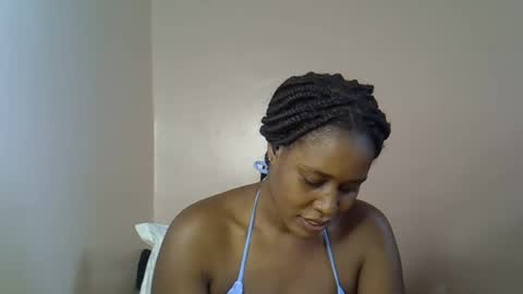 Snapshot of amber_cutie2 chatting on July 7, 9:57 am amber_cutie2 online show from July 7, 9:57 am