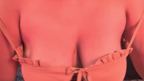 Snapshot of amber_demons chatting on November 19, 10:21 pm Amber Demons online show from November 19, 10:21 pm