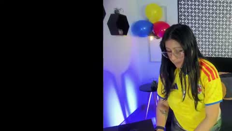 Amber online show from June 18, 5:08 am