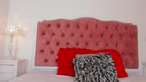 Snapshot of amber_roose75 chatting on September 10, 12:27 pm julieta  online show from September 10, 12:27 pm