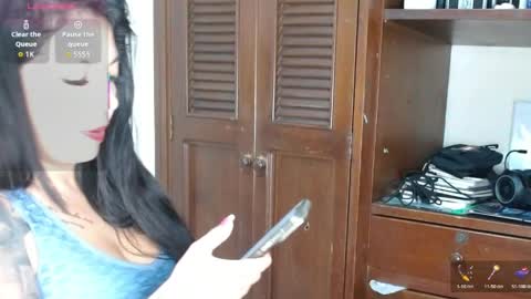 Michell  online show from April 8, 4:40 pm