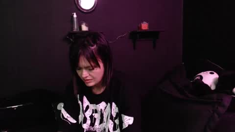 Snapshot of amber_rouss chatting on December 19, 3:46 am ROUSS online show from December 19, 3:46 am