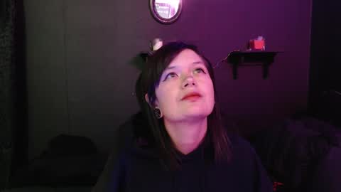 Snapshot of amber_rouss chatting on February 13, 2:40 am ROUSS online show from February 13, 2:40 am